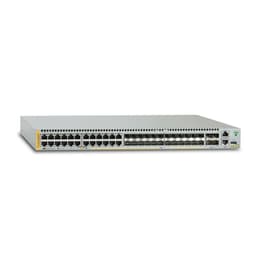 Switch Allied Telesis AT-X930-28GSTX-B05