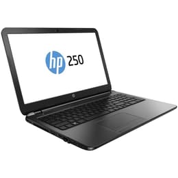 HP 250 G3 15" Celeron 2.1 GHz - SSD 240 GB - 8GB - teclado italiano
