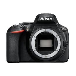 Reflex Nikon Pf D5600 - Negro + Lente 18 - 140 VR + FT + SD8G