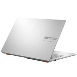 Asus VivoBook Go 15 E1504GA-NJ546W 15" Core i3 3.8 GHz - SSD 512 GB - 8GB - QWERTY - Español