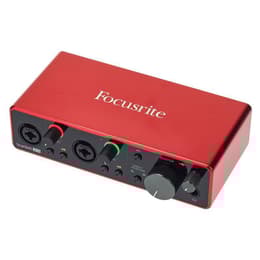 Focusrite Scarlett 2i2 Studio 3rd Gen Accesorios