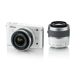 Nikon 1 J1 - Blanco + Nikkor 1 10-30 mm f/3.5-5.6 + 30-110 mm f/3.8-5.6 Lente