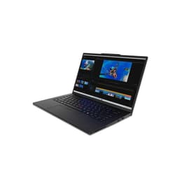 Lenovo ThinkPad P14s G5 14" Core Ultra 7 1.4 GHz - SSD 512 GB - 16GB - QWERTY - Italiano