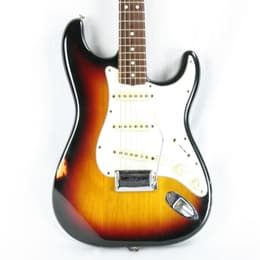 Fender Stratocaster Sunburst 1983 Instrumentos De Música