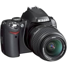 Réflex - Nikon D40 Negro + objetivo Nikon AF-S DX Nikkor 18-70mm f/3.5-4.5G IF-ED