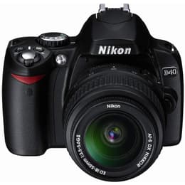Réflex Nikon D40 - Negro + Objetivos Nikon AF-S DX Nikkor 18-55mm f/3.5-5.6G II + Nikon AF-S DX 55-200 mm f/4-5.6G ED