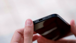 puerto USB C iPhone 15