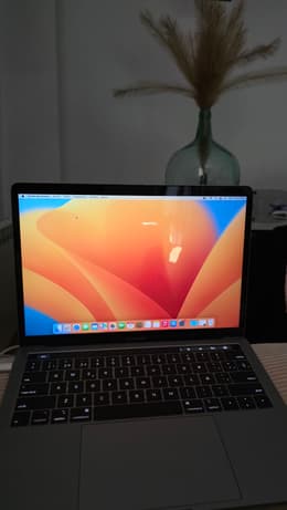 MacBook Pro Touch Bar 13