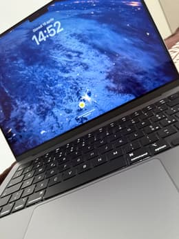 MacBook Pro 16
