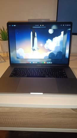 MacBook Pro Touch Bar 13