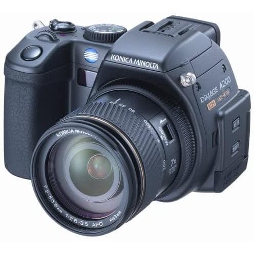 Konica Minolta Dimage A200 + Konica Minolta Lens 7,2-50,8mm f/2.8-3.5 APO